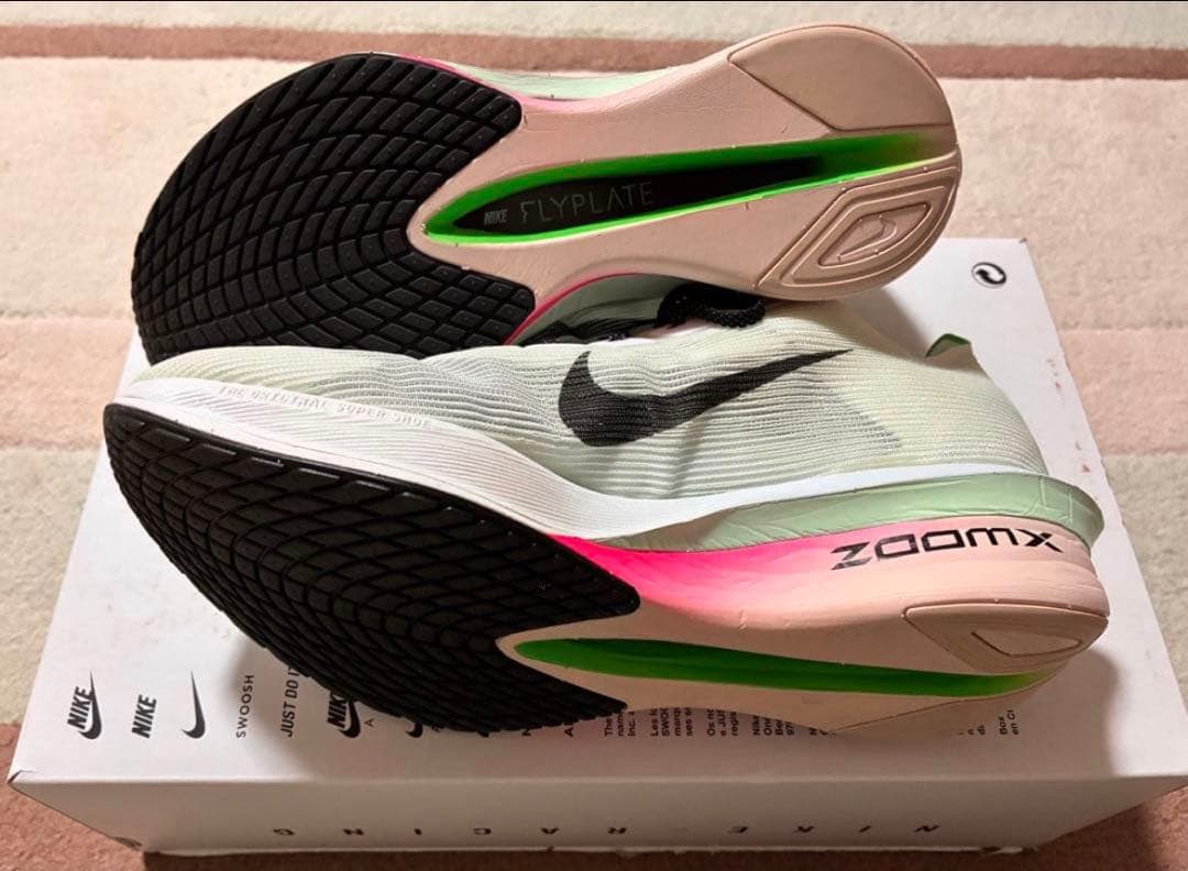 NIKE VAPORFLY NEXT% 4 24センチ