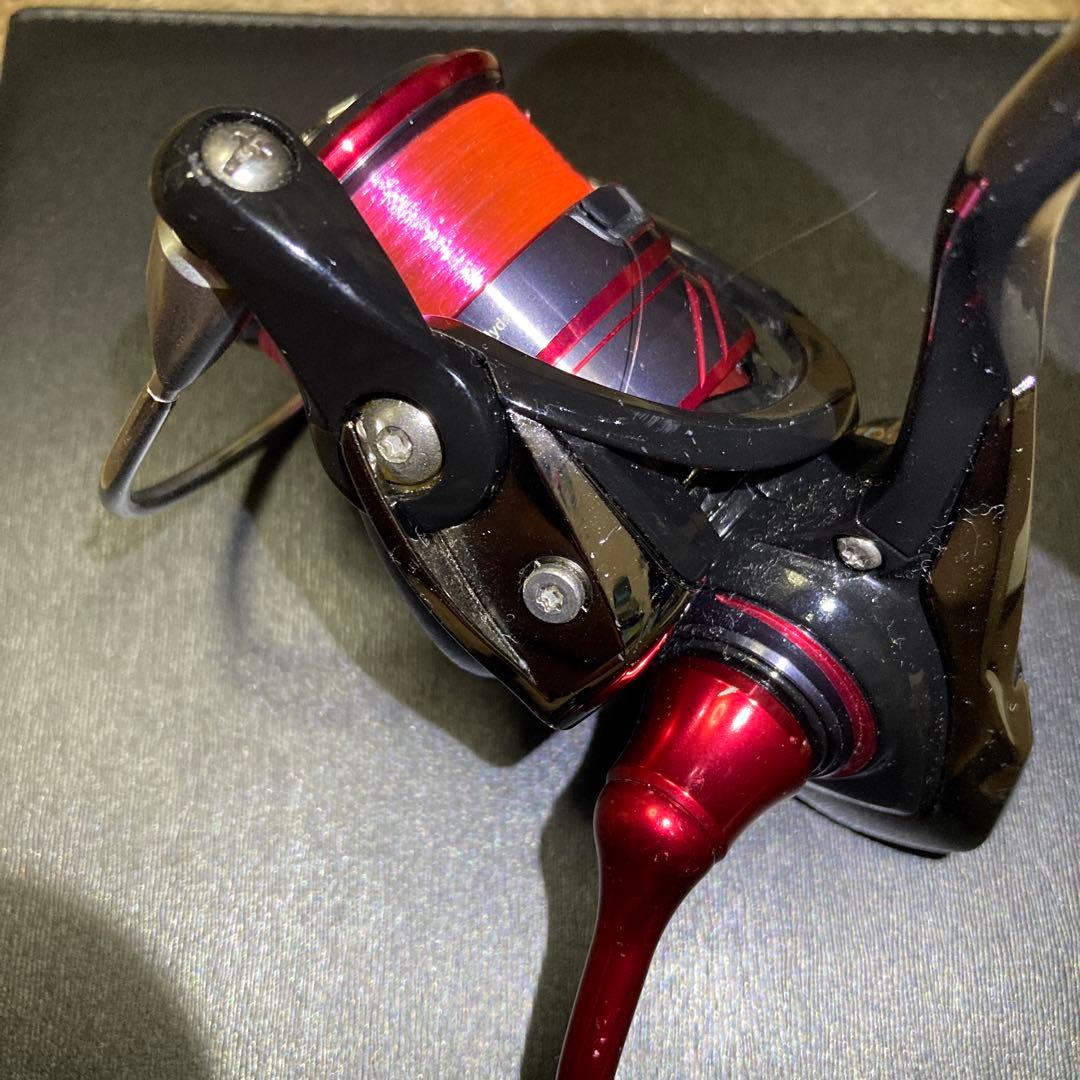 ダイワ　18月下美人MX LT1000S-P ハンドルノブカスタム済み