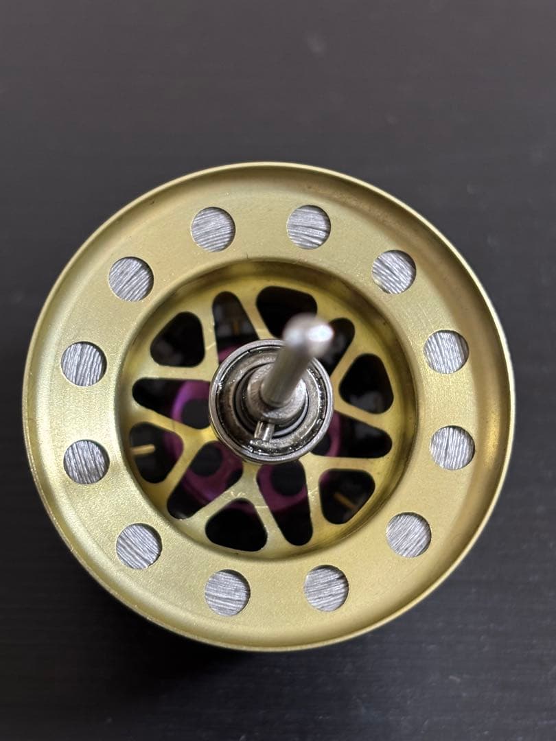 【22日まで。】シマノ　カルカッタコンクエスト301XGLH 下町スプール付き