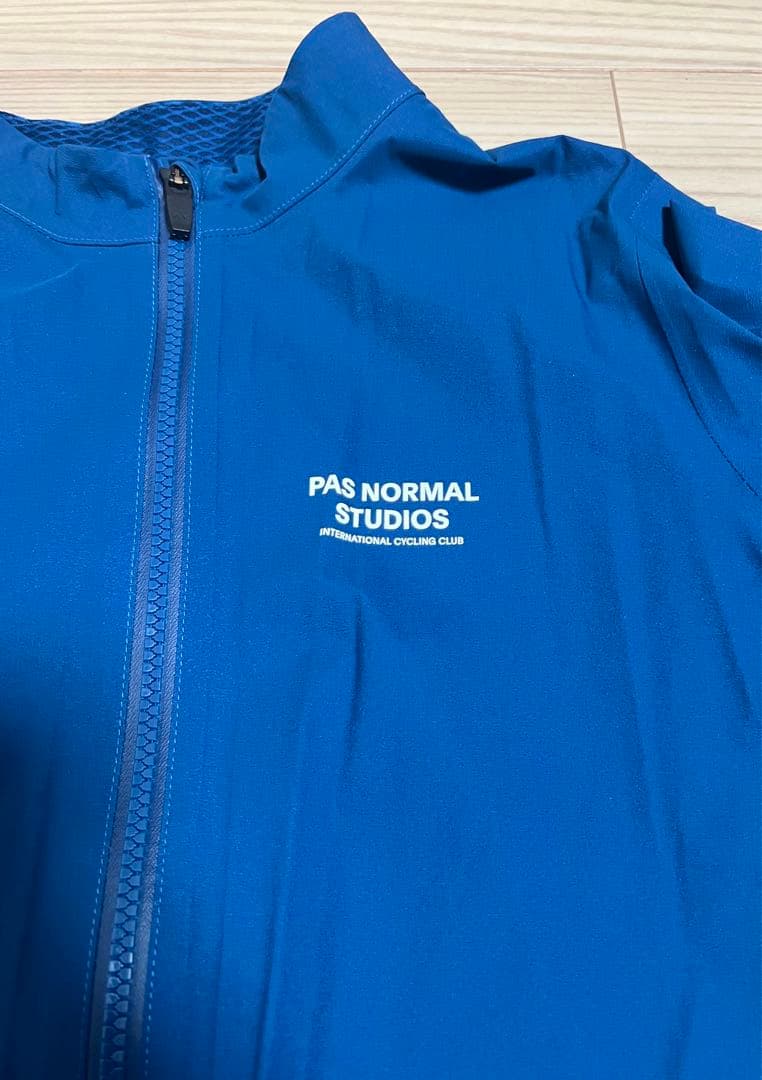 PAS NORMAL STUDIOS サイクルジャケット 青　M