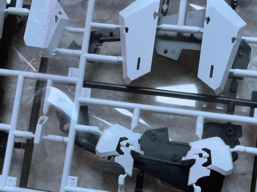 青バンダイ MG 1/100 Zガンダム Ver.Ka マスターグレード