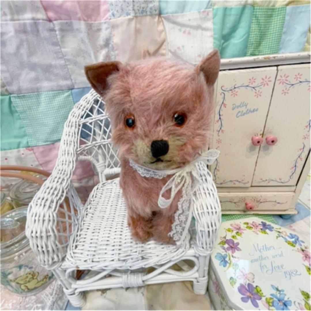 アンティーク　ピンクのねこちゃん