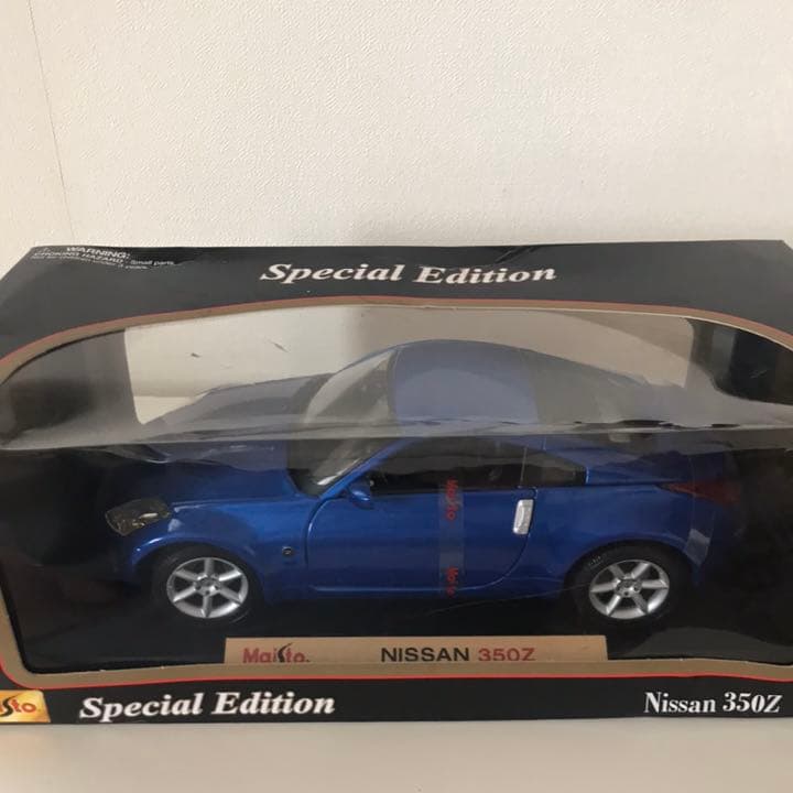 1/18 MAISTO ダイキャスト　NISSAN 350Z フェアレディZ