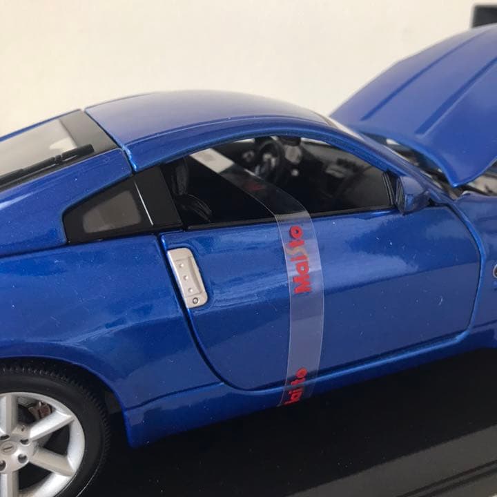 1/18 MAISTO ダイキャスト　NISSAN 350Z フェアレディZ