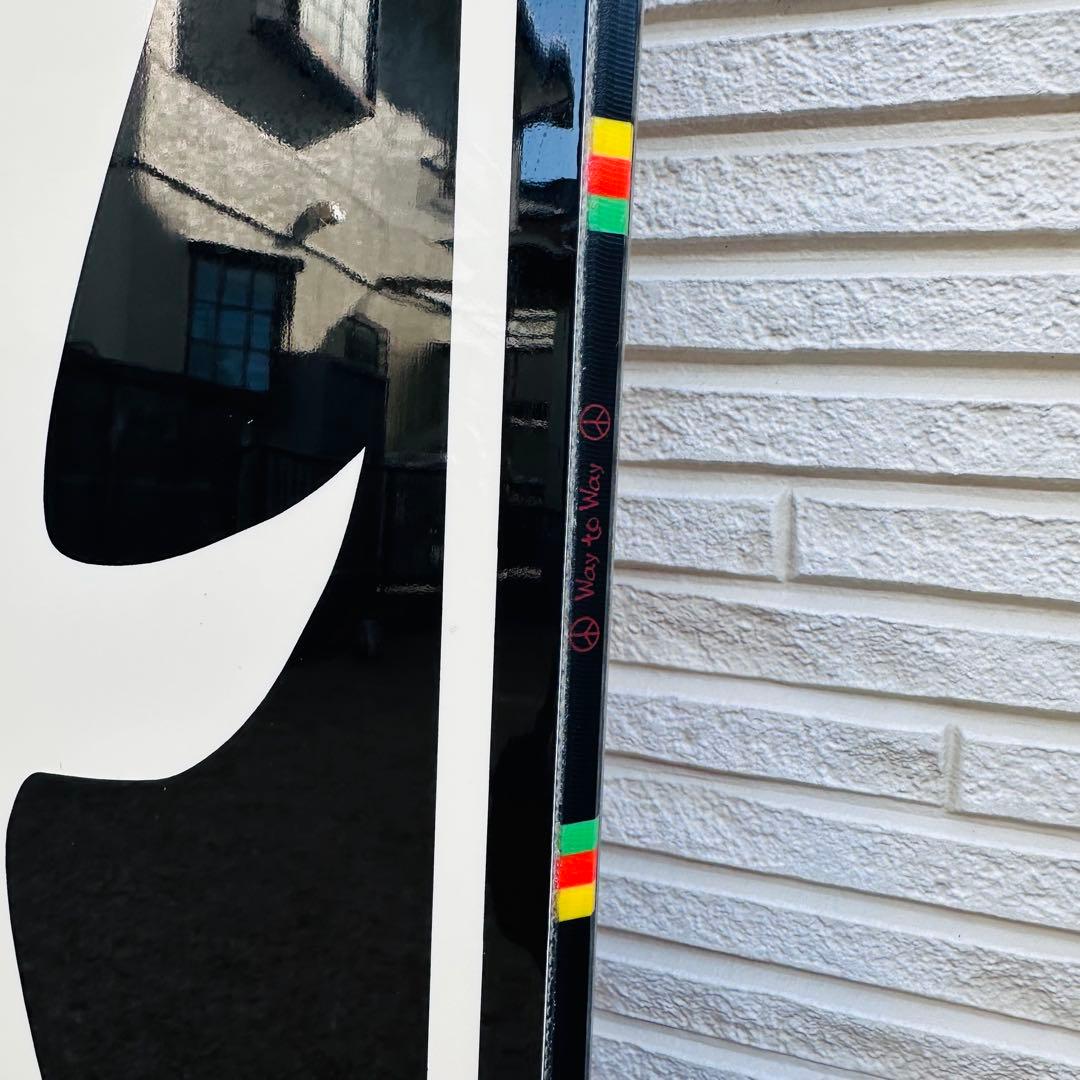 未使用 MW The Trinity 152cm スノーボード 板 キャンバー