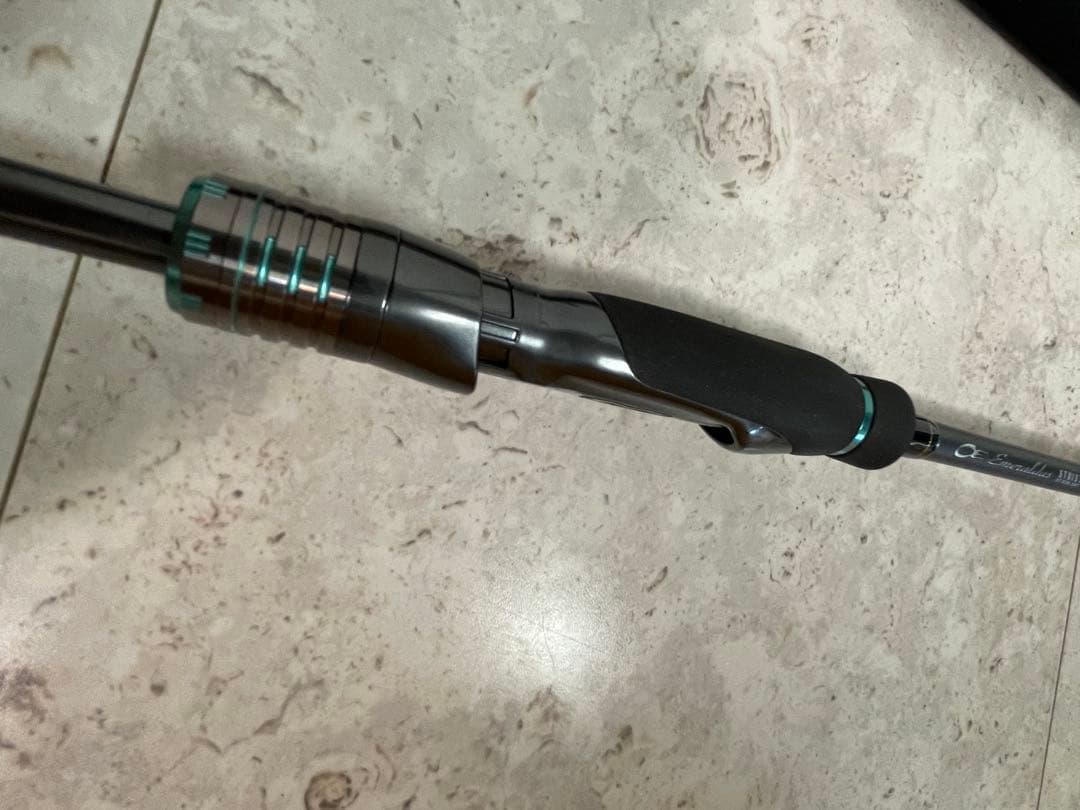 美品 ダイワ エメラルダス ストイスト ST 83M-SMT