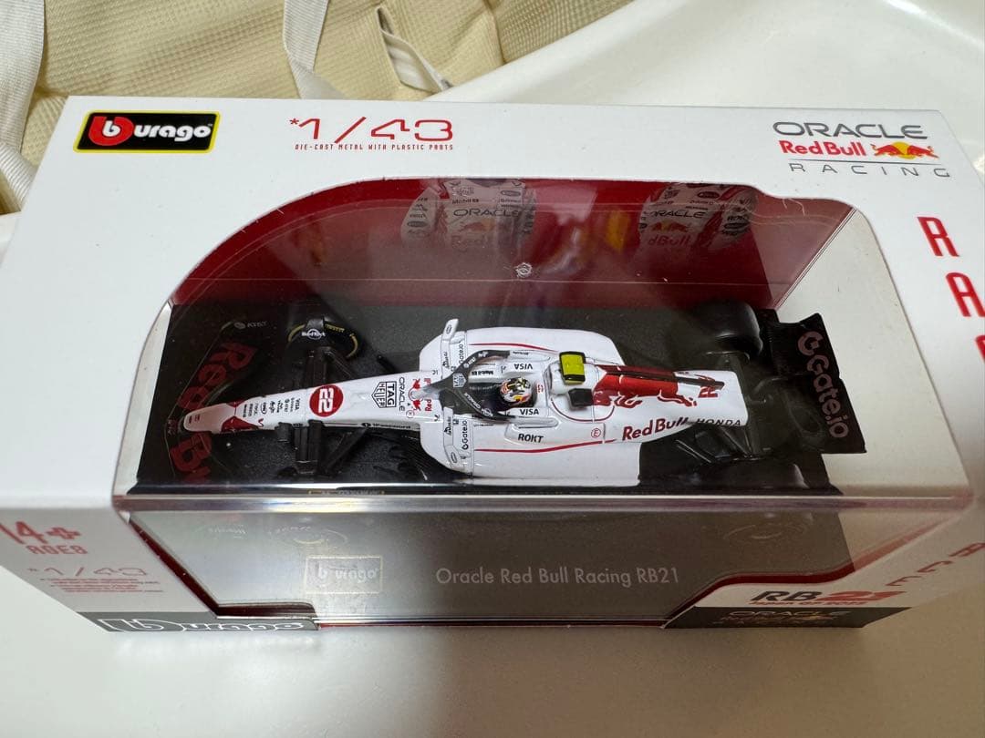 ブラーゴ　レッドブルレーシング　角田裕毅　RB21 1/43 1/64 2台