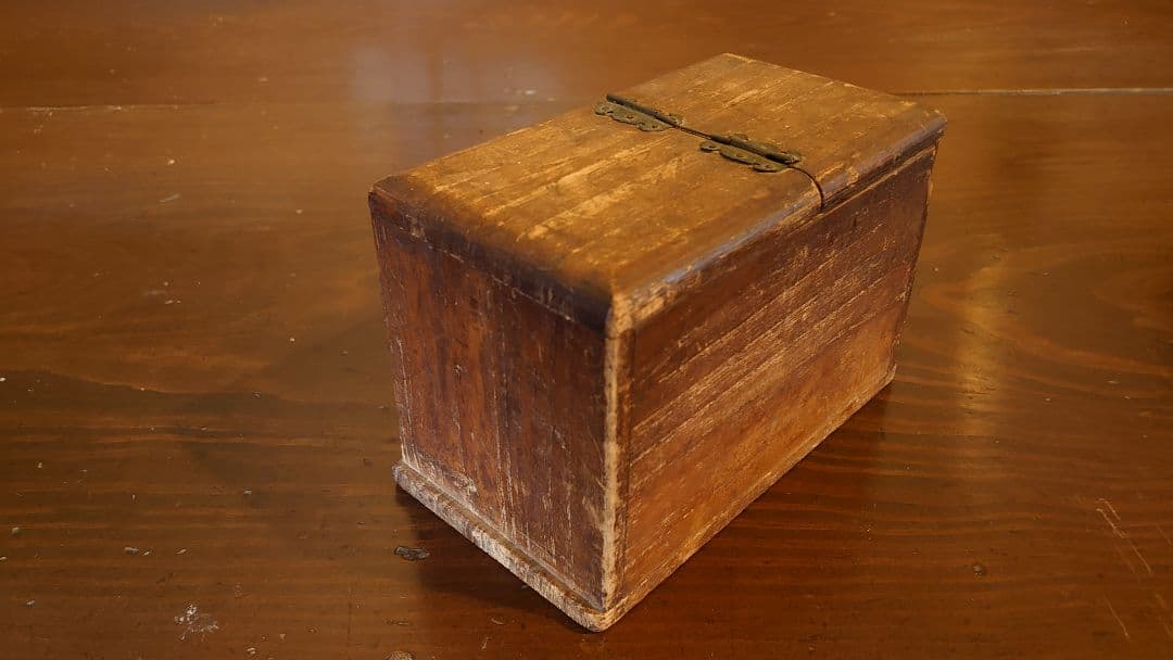 桐箱　小箱　古民家　古民具　蔵出し　１客