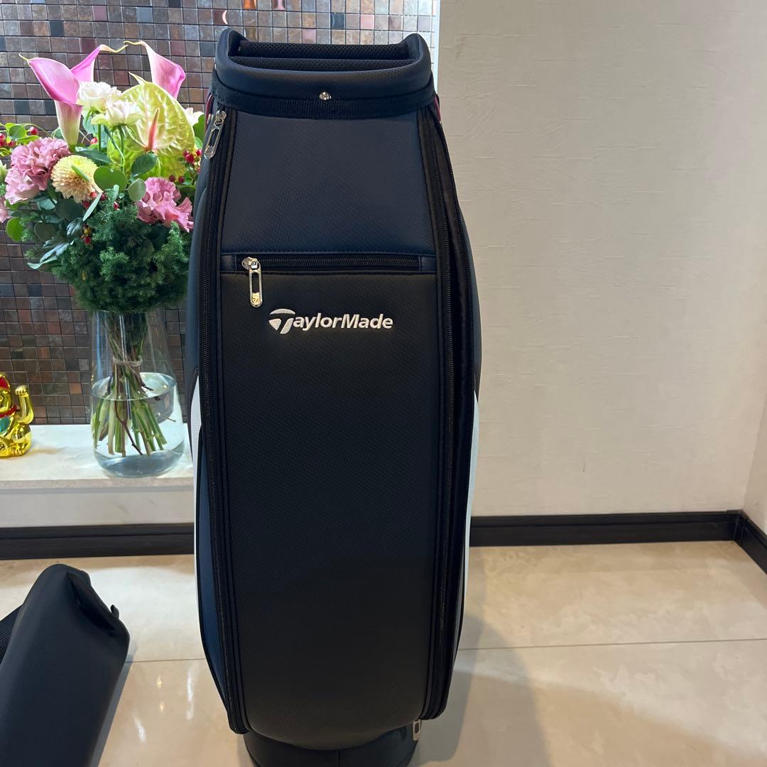 TaylorMade TD267 キャディバッグ 9インチ