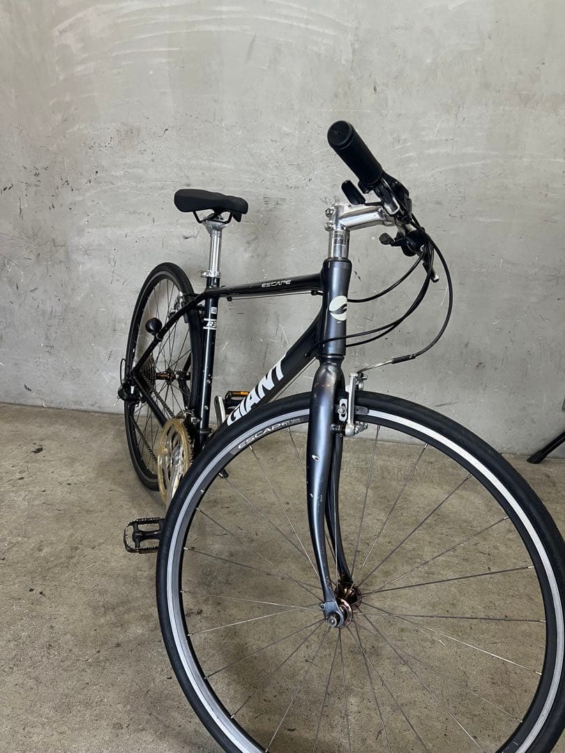 クロスバイク　GIANT ESCAPE R3 ジャイアントエスケープR3