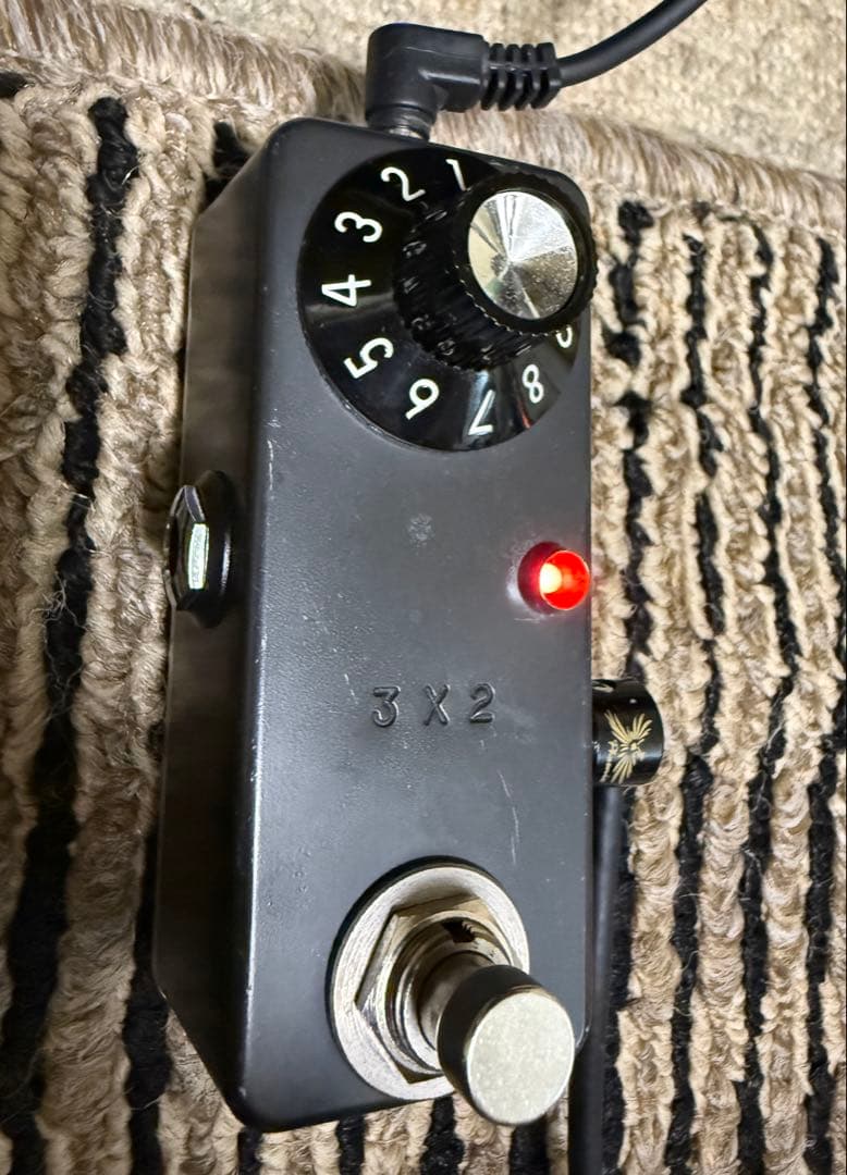 【Zahnrad】3×2 ギターエフェクター