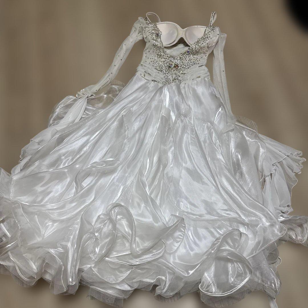 社交ダンス　ドレス　競技会　パーティー　トライアル