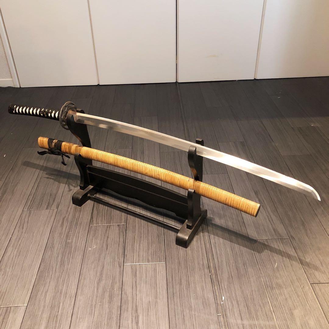 最高級模造刀　高級居合刀　藤巻き仕様　亜合金刀身　名刀　居合刀　重量感あり