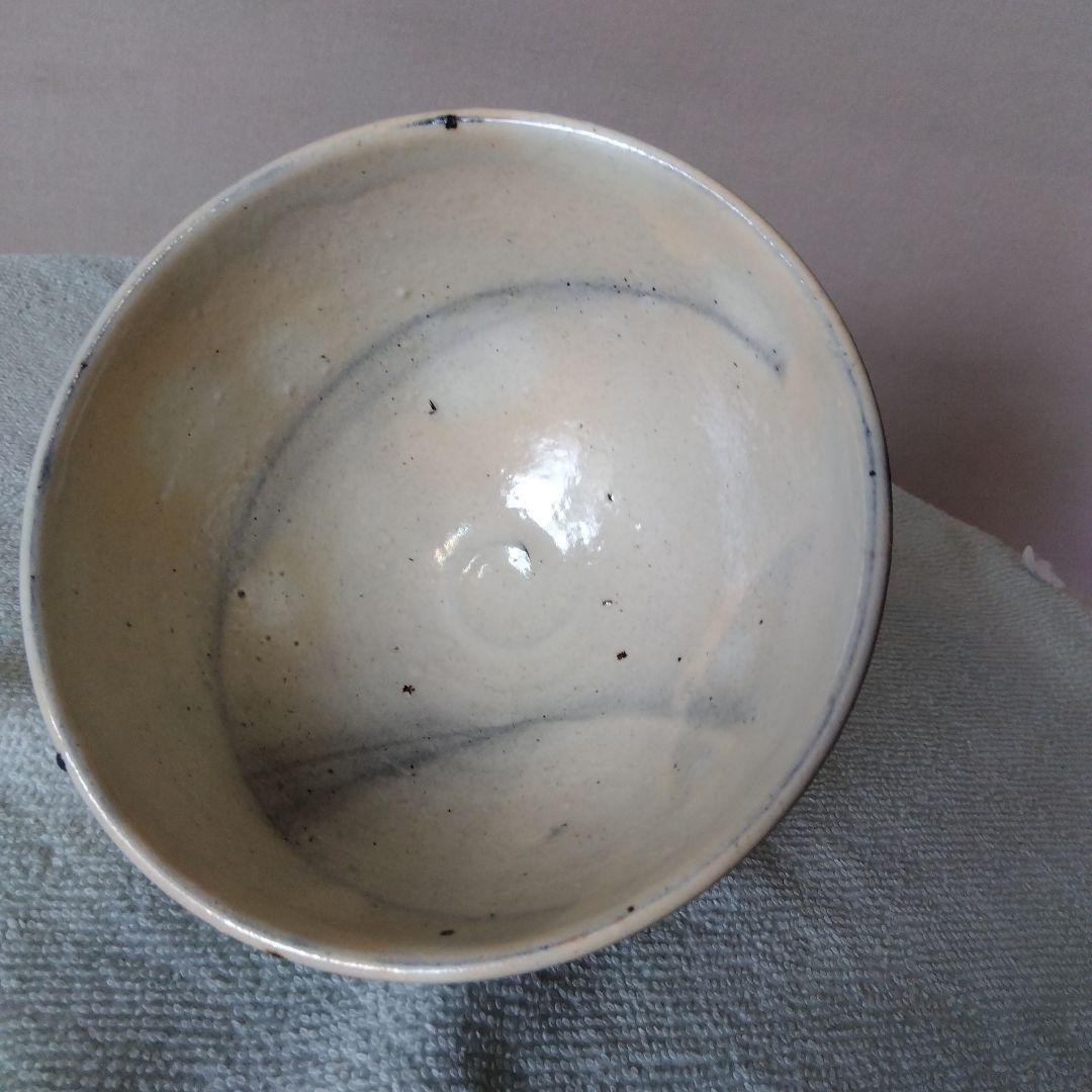 【韓国】粉引茶碗　【火間】
