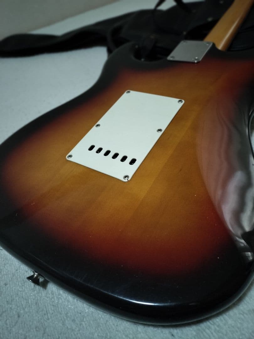 Squier by Fender 日本製 ストラトキャスター Eシリアル