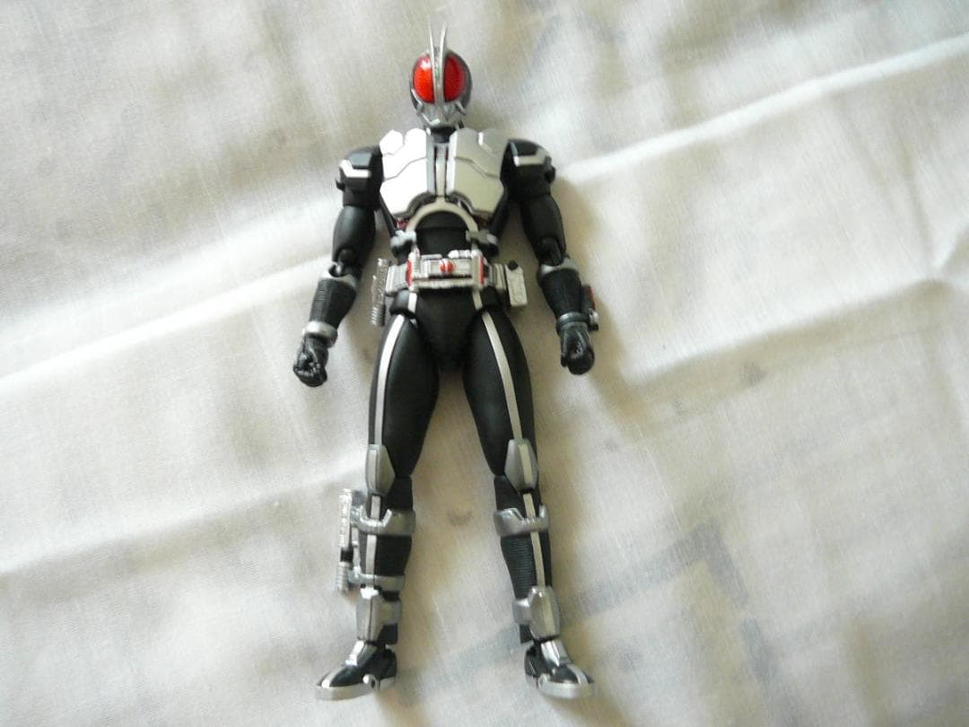 仮面ライダー　フィギュアーツ　画像のものがすべてです