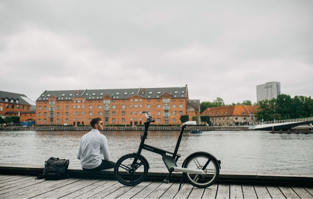 ホンバイクストンプラス　黒白