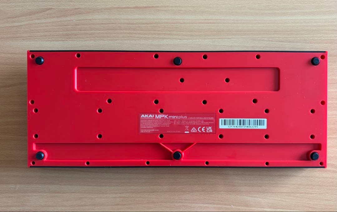 AKAI MIDIキーボード 37鍵