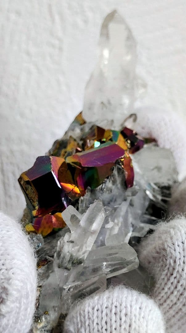 h*g様 【コレクター向】レインボーパイライト 水晶クラスター 共生 インドネシ