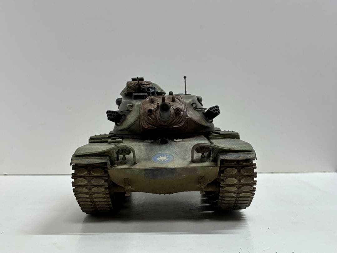 台湾　M60A3 タミヤ　1/35 完成品　戦車　模型　プラモデル