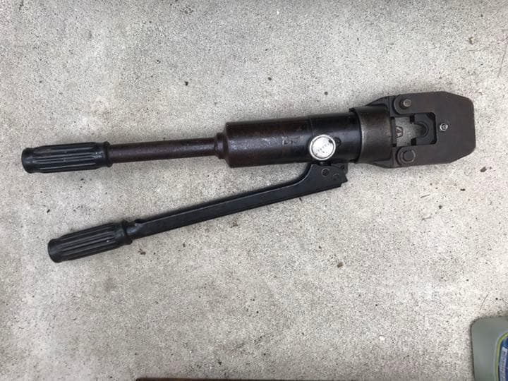 油圧式手動圧着工具