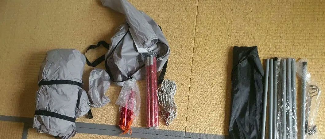 テント,ポール付き、プラス２本ポール