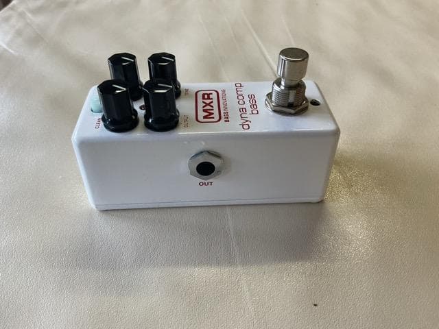 MXR dyna comp bass ベースエフェクター