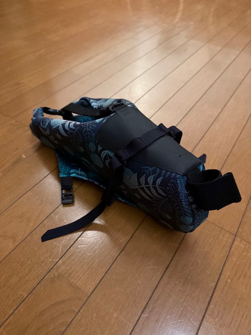 アクセサリー OUTER SHELL Expedition Seatpack