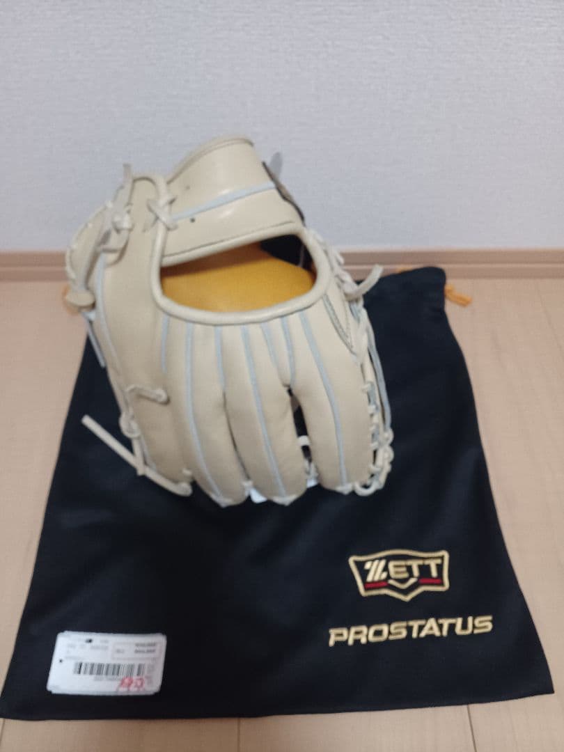 ZETT PROSTATUS 硬式グローブ クリーム色