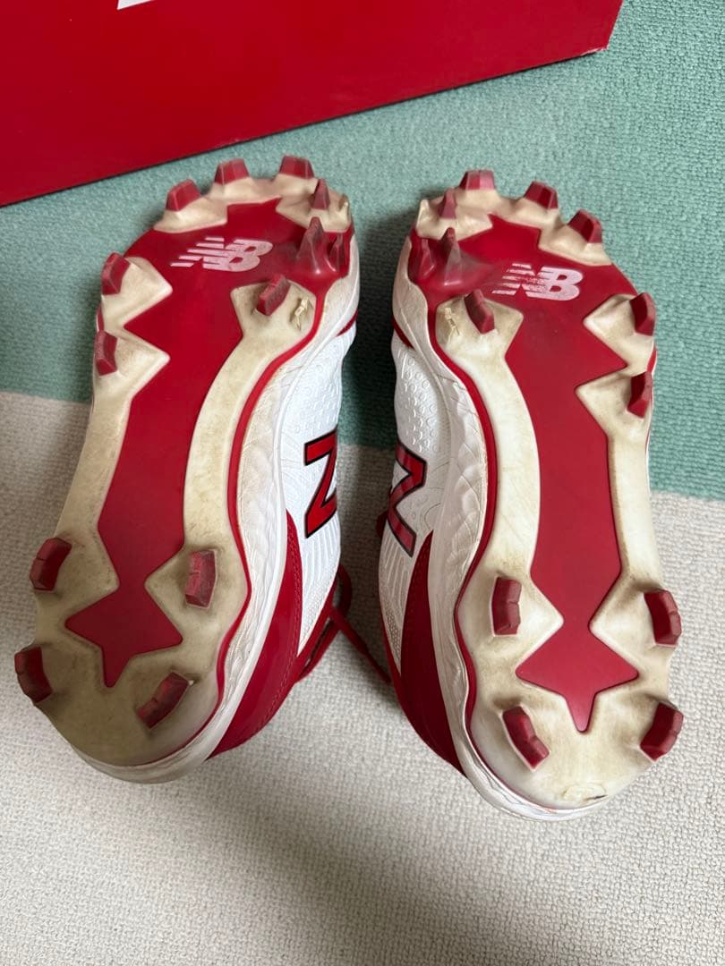 New Balance 野球用スパイク レッド/ホワイト
