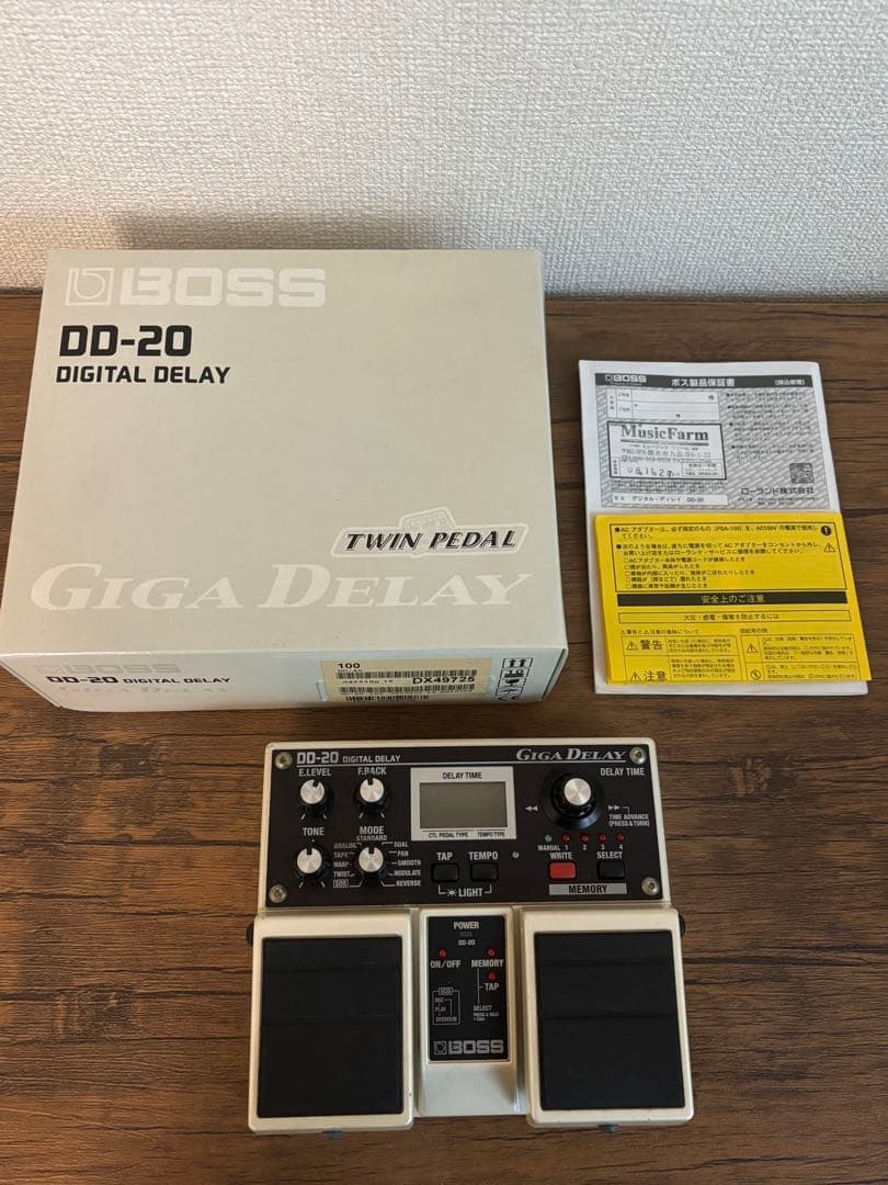 BOSS DD-20 デジタルディレイ ギガディレイ