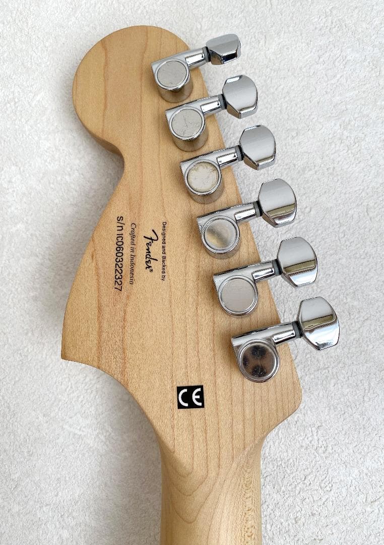 新品 Fender×Hello Kitty Black Stratocaster