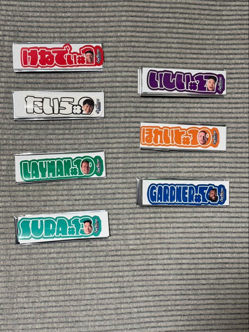 シーホース三河の選手のクリスマス仕様のアクリルスタンドとネームステッカー