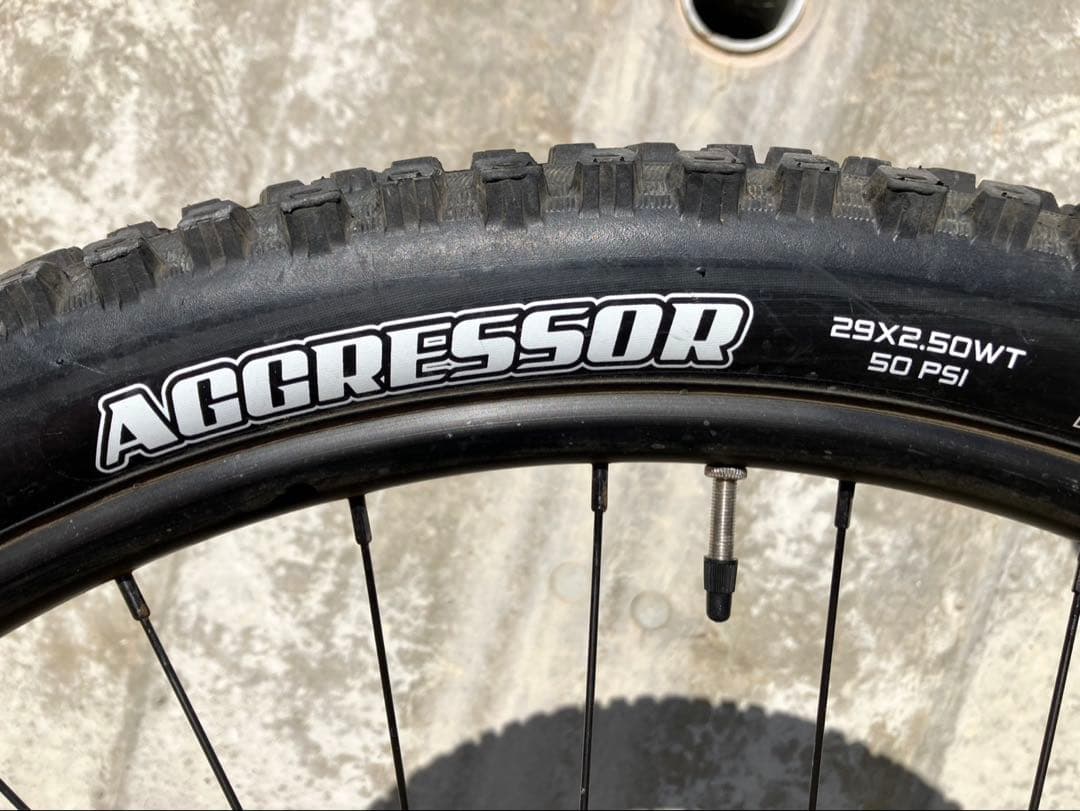 新品同様ハードテールマウンテンバイク