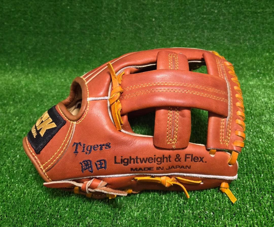 SSK プロフェッショナルモデル 阪神タイガース 岡田彰布刺繍入り