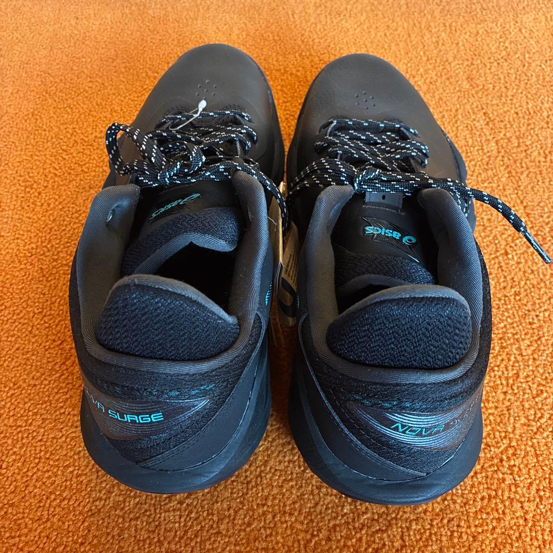 新品未使用ASICS NOVA SURGE LOW26.5 cmアシックスバスケ
