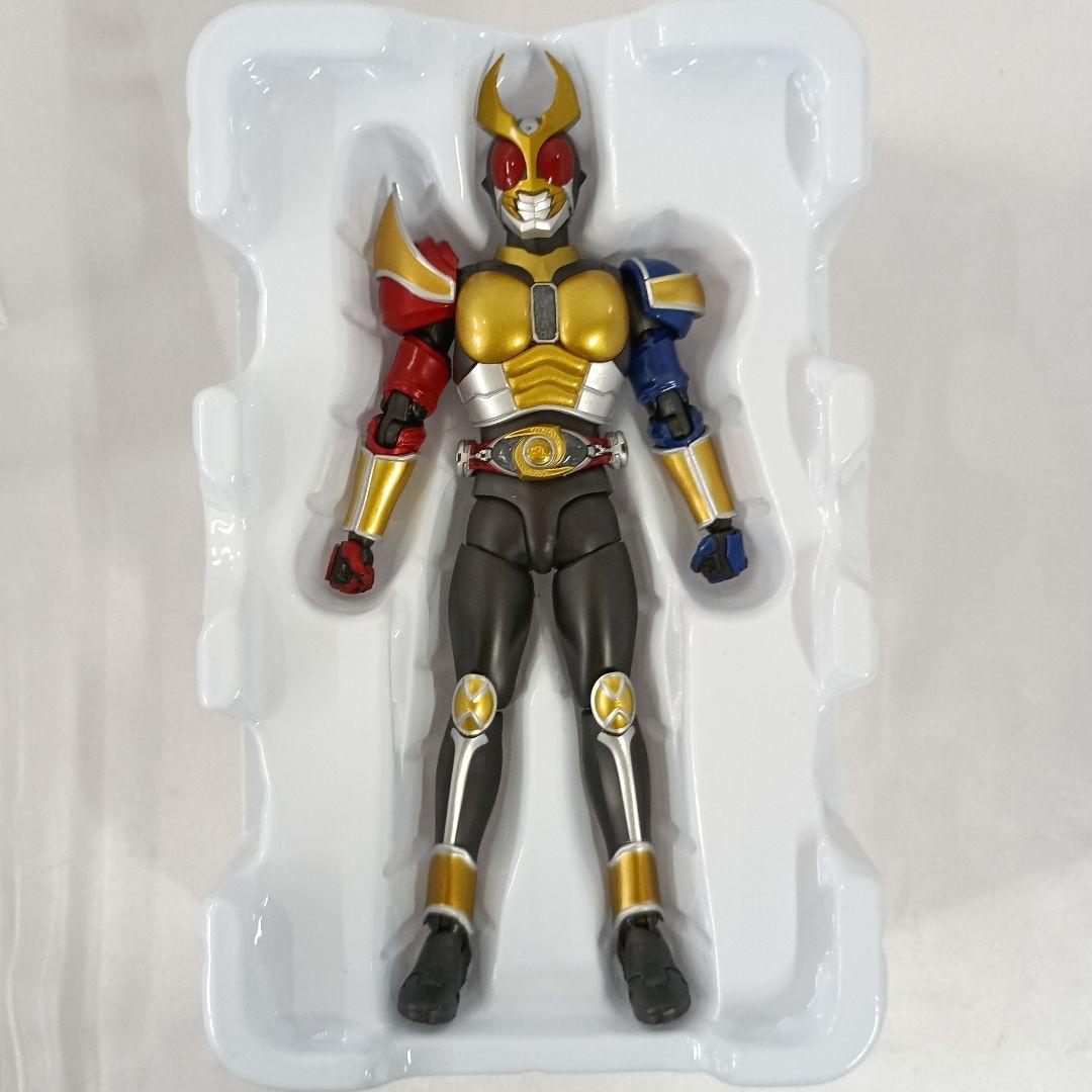 S.H.Figuarts (真骨彫製法) 仮面ライダーアギト トリニティフォーム