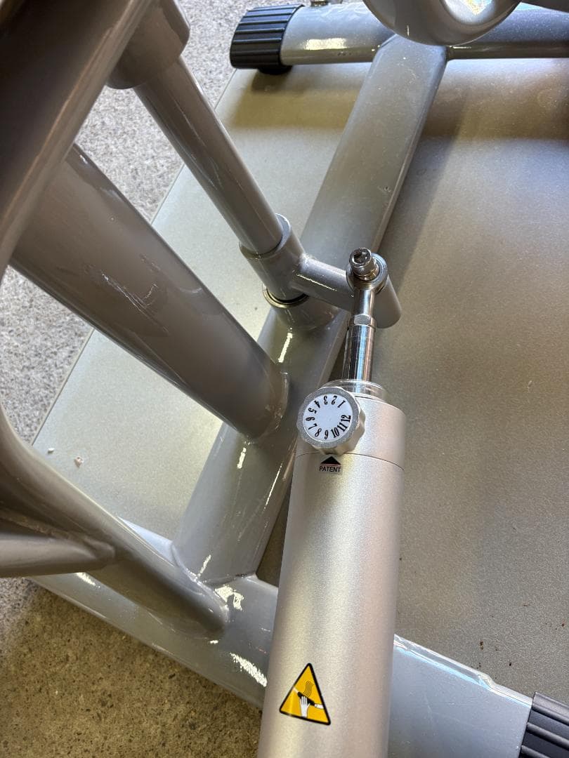 DAIKOU DK-670 準業務用 油圧マシン ロータリートルソー 体幹 腹筋