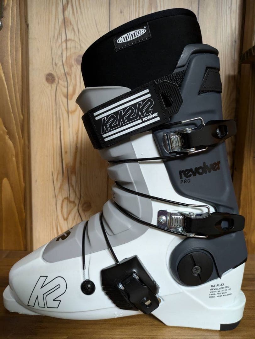 K2 REVOLVER PRO スキーブーツ
