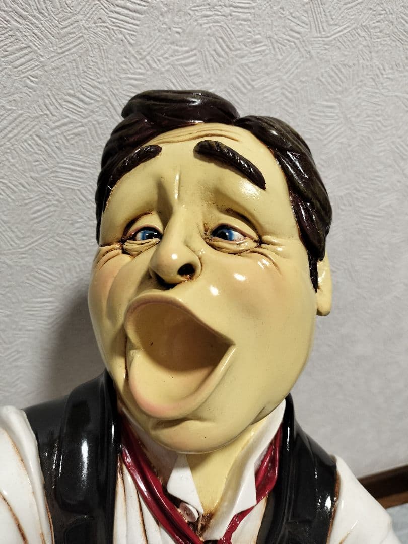 ワインホルダー マイ　ボトル・ホルダー置物 人物 給仕 ソムリエ ワインラック