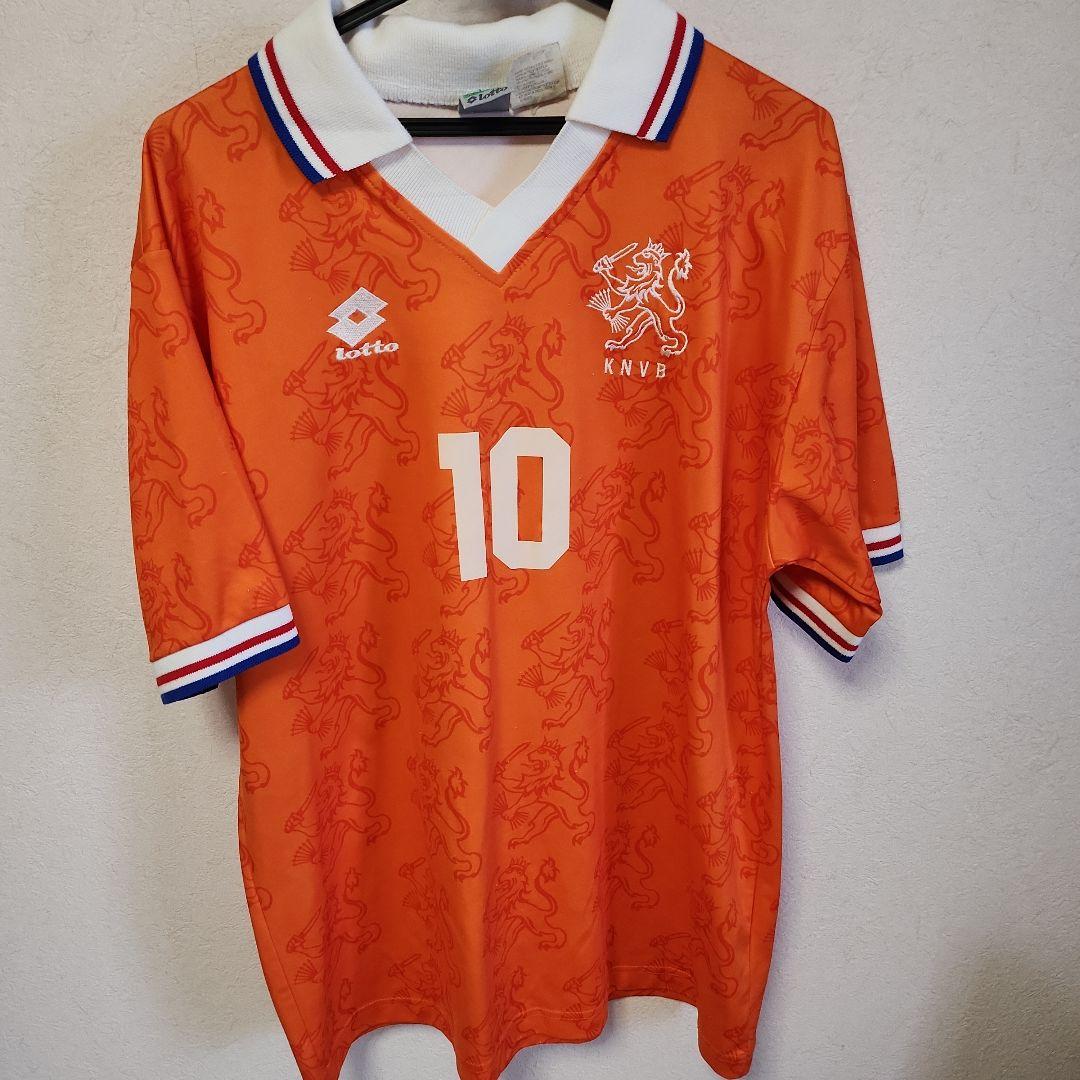 ベルカンプユニフォーム　lotto社製