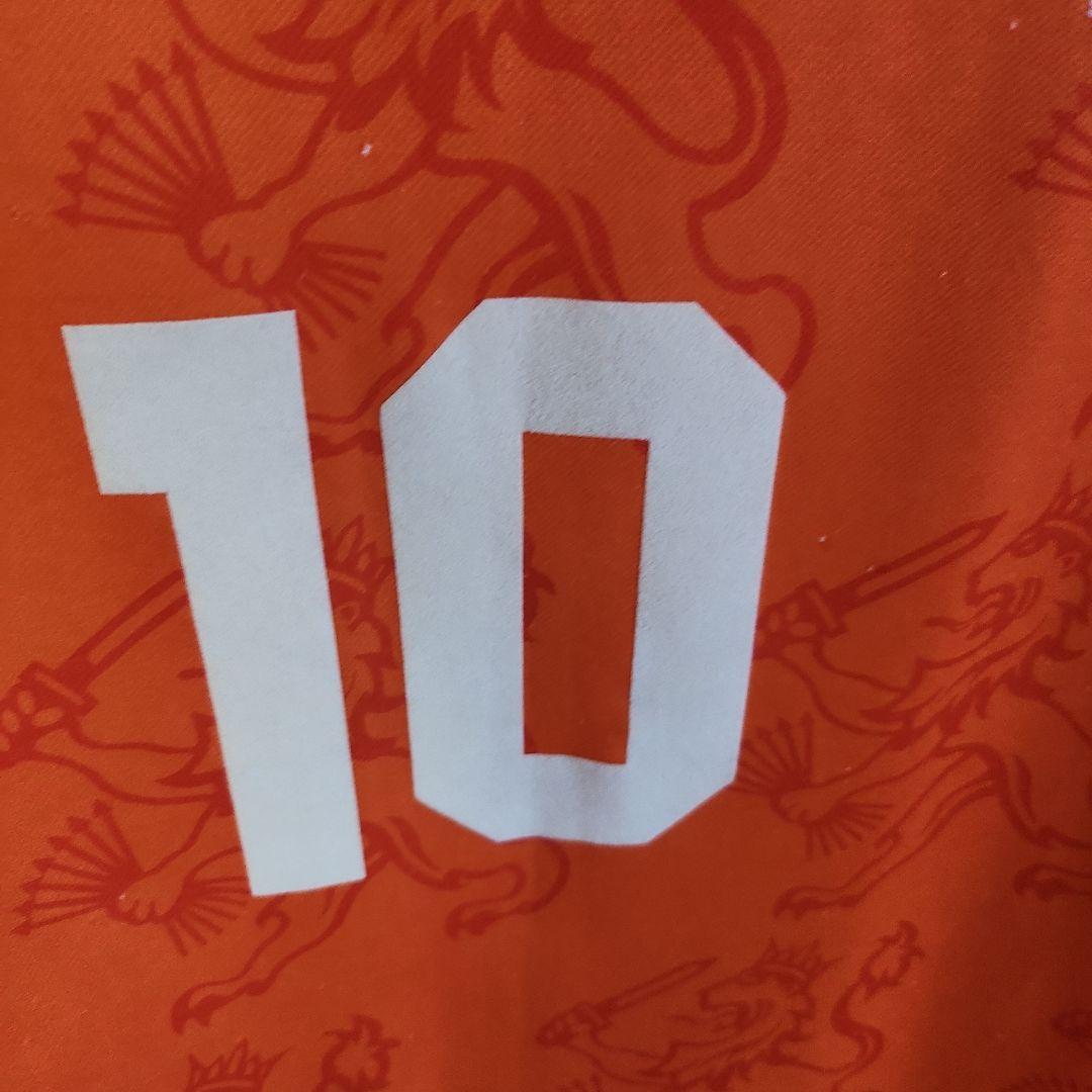 ベルカンプユニフォーム　lotto社製