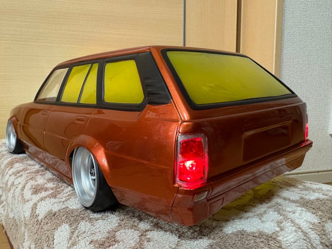 パンドラRC カローラバンKE70 電飾LED付き