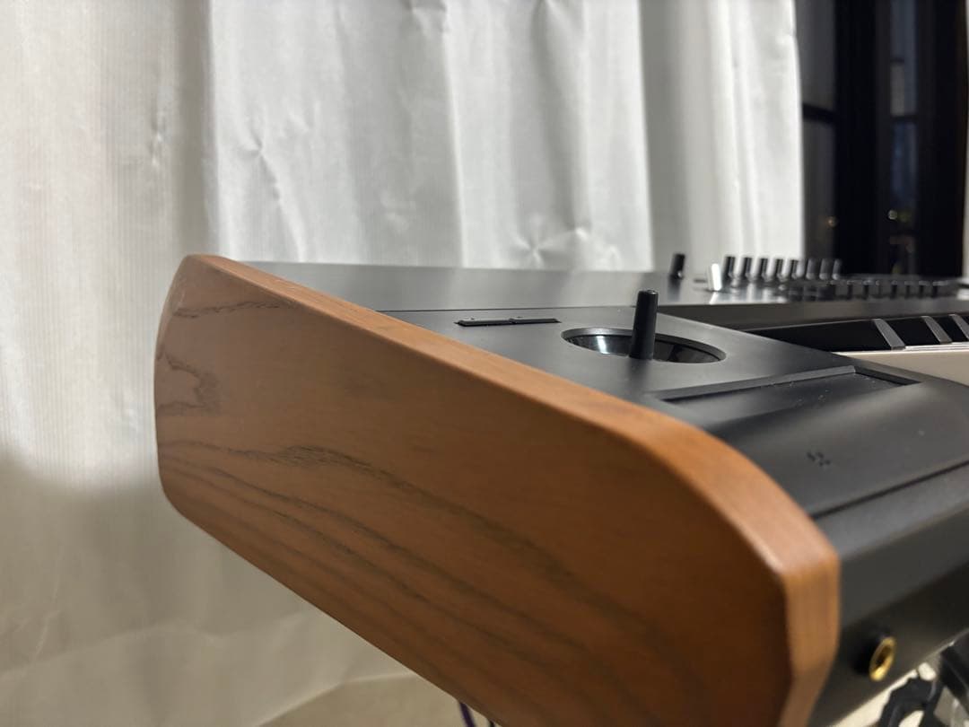 KORG KRONOS2 88　88鍵キーボードシンセサイザー ケース付き