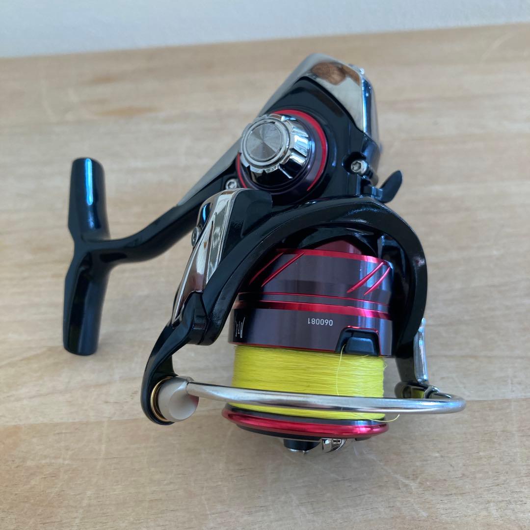 ダイワ 18月下美人 MX LT2000S-P スピニングリール