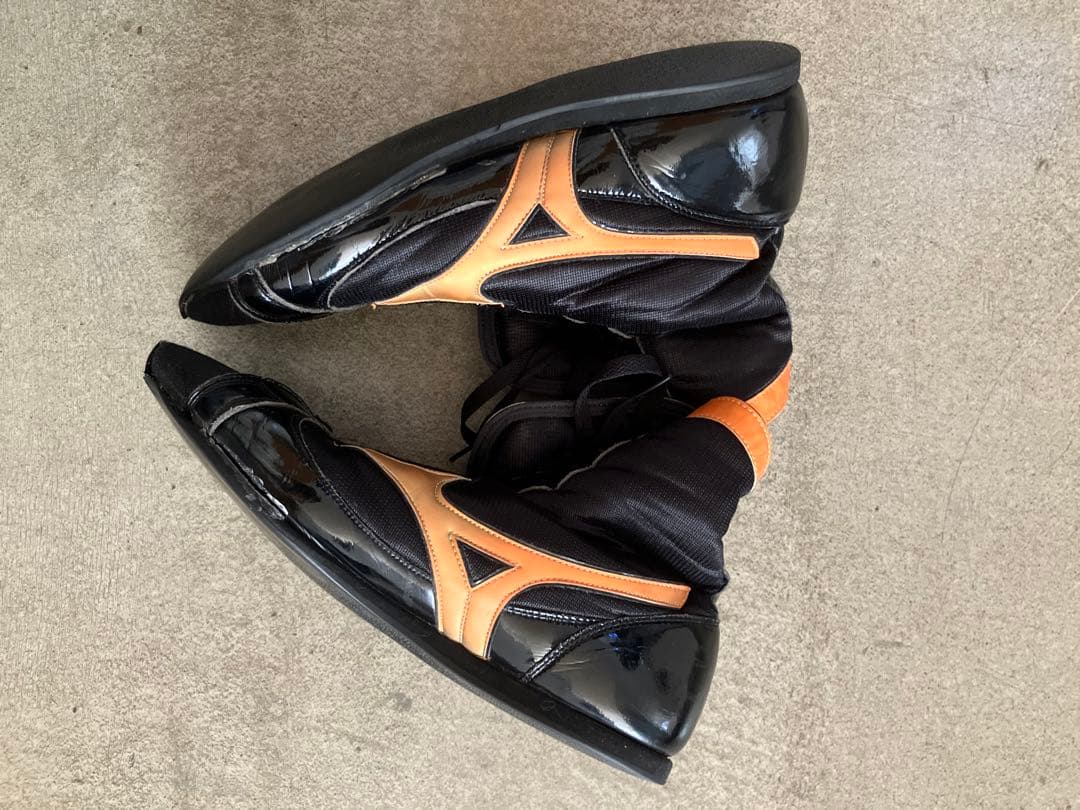 Mizuno ボクシングシューズ 黒/金 26㎝