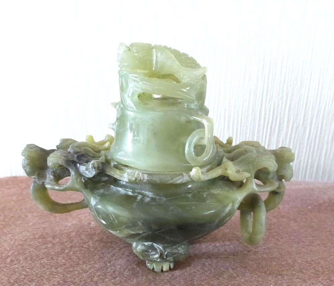 翡翠　天然石　三足　龍耳付き　龍神　風水　香炉　中国伝統美術彫刻　わけ有り