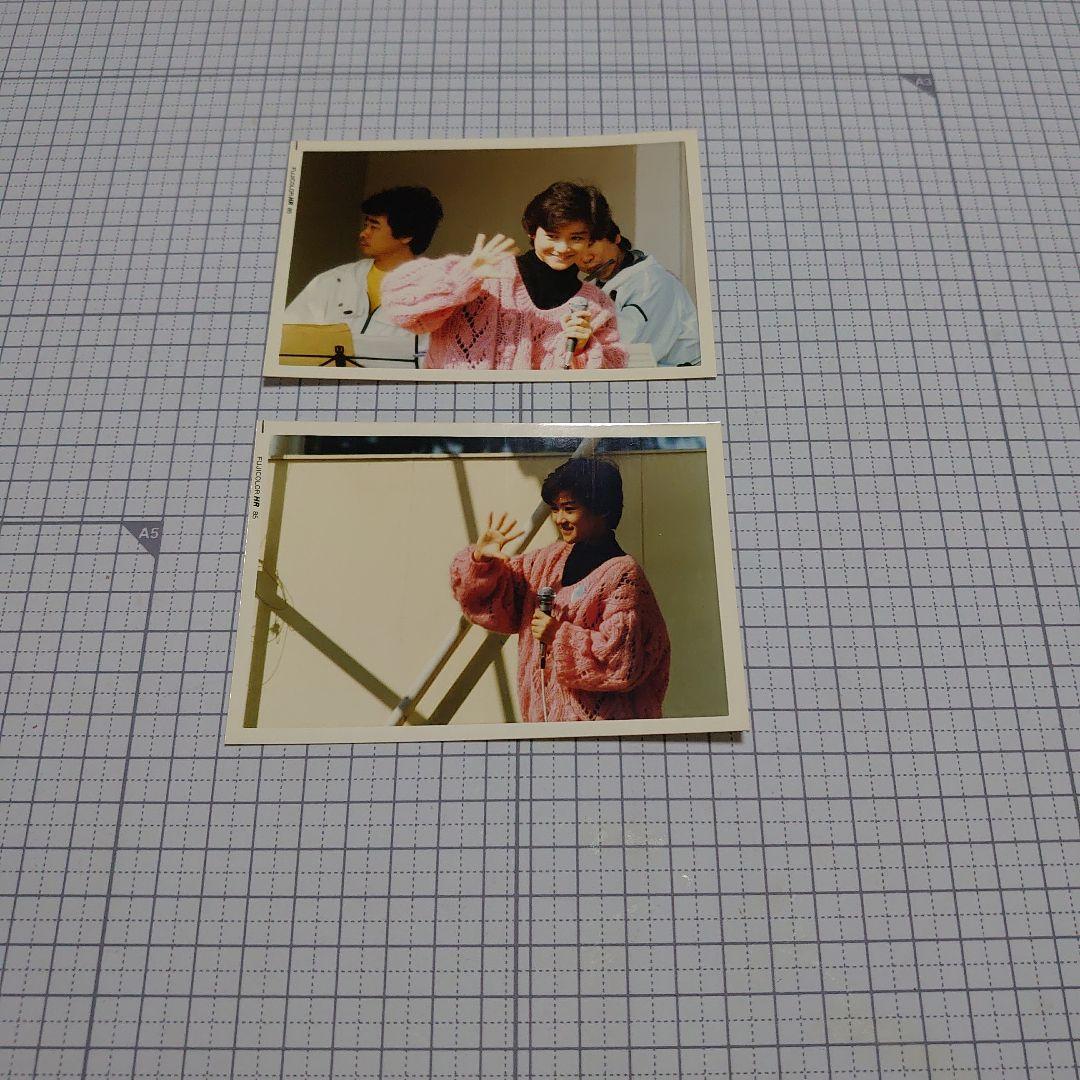 こ*ん様 岡田有希子さんの生写真2枚