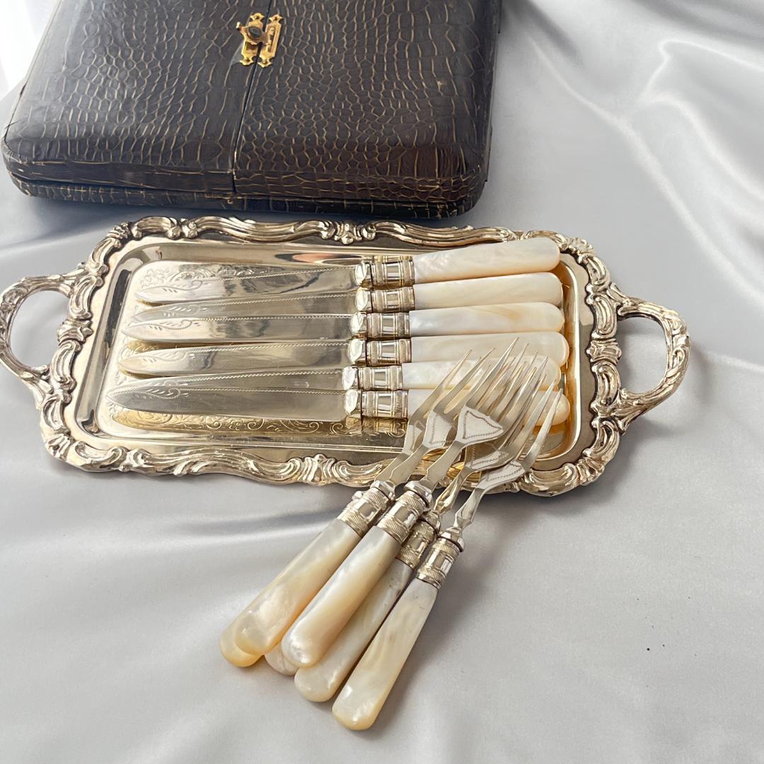 【英国 】【白蝶貝】ビクトリアン デザートセット12本 マザーオブパール ケース