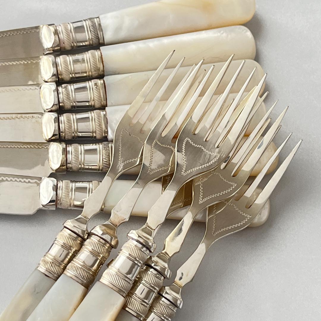 【英国 】【白蝶貝】ビクトリアン デザートセット12本 マザーオブパール ケース